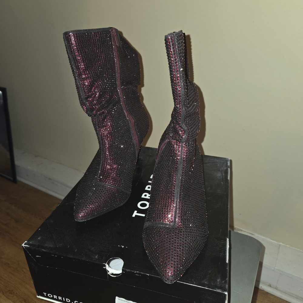 *Final Price* Torrid Slouchy Heel Bootie - Rhinestone Red 11.5 (WW) - Picture 3 of 9